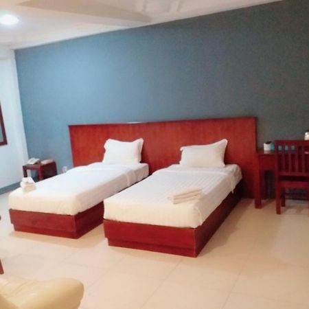 Lanmadaw Plaza Hotel China Town يانغون المظهر الخارجي الصورة