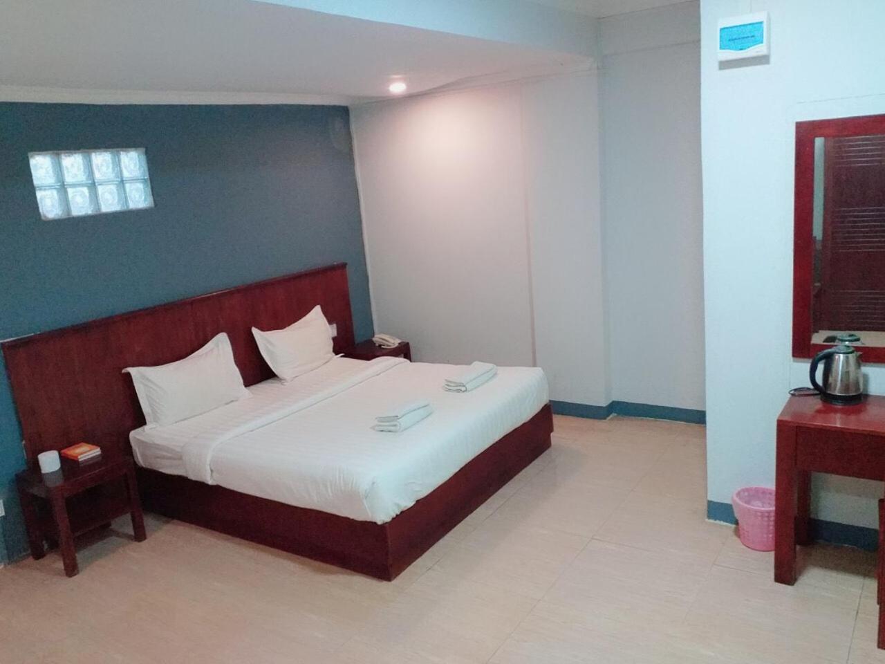 Lanmadaw Plaza Hotel China Town يانغون المظهر الخارجي الصورة