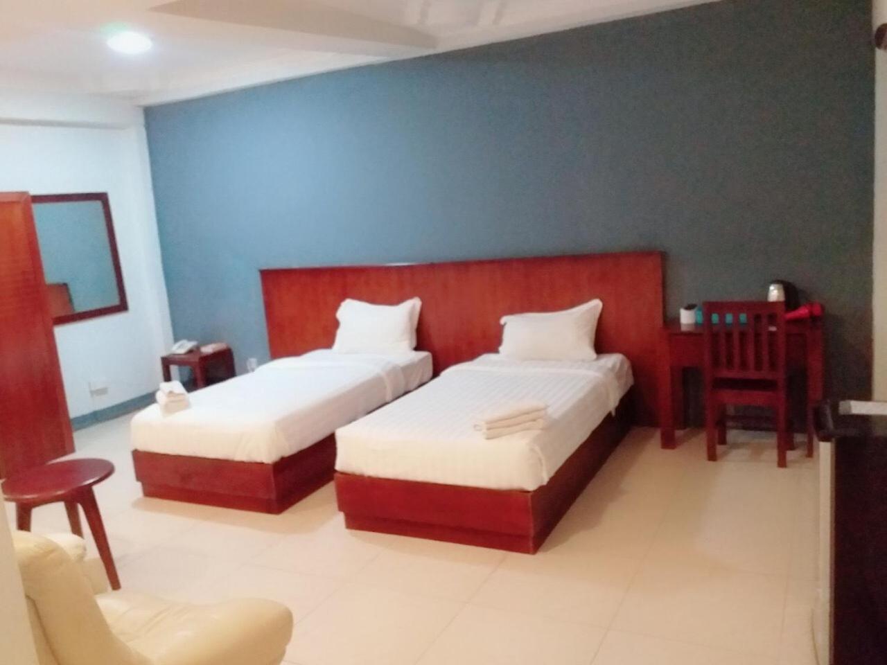 Lanmadaw Plaza Hotel China Town يانغون المظهر الخارجي الصورة