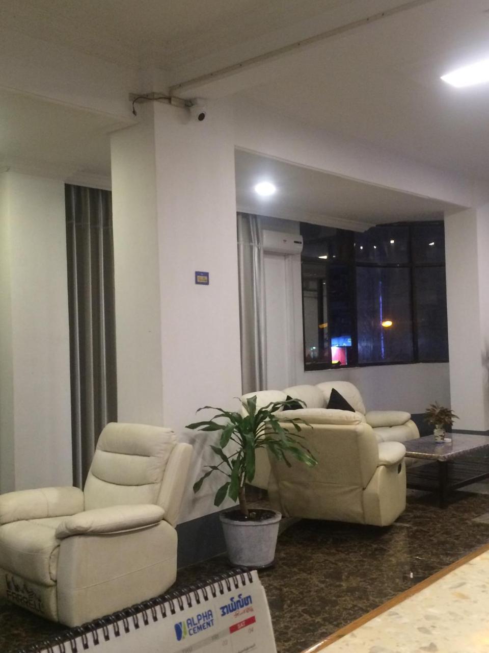 Lanmadaw Plaza Hotel China Town يانغون المظهر الخارجي الصورة